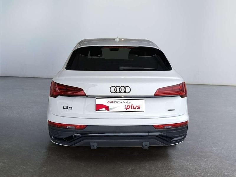 Usata Audi Q5 S-line plus 299 CV (219 kW) 2024 Bianco SUV