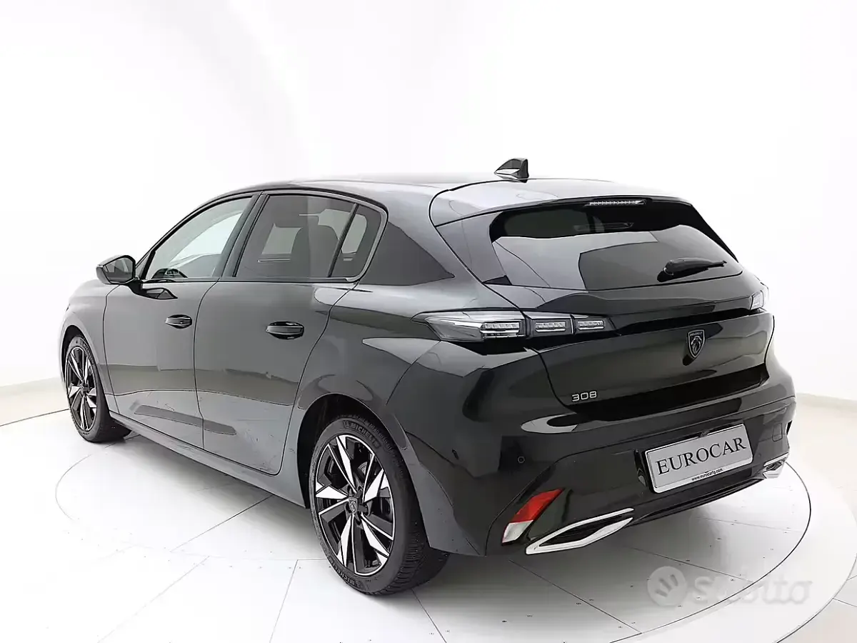 Usata Peugeot 308 Allure 131 CV (96 kW) 2022 Nero Berlina