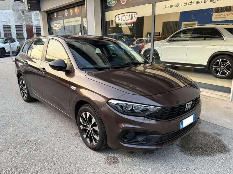 Marrone metallizzato Usata 2021 Fiat Tipo City Life Station wagon | 8900 € (Super prezzo) - Immagine 1/4