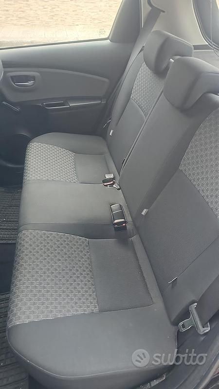 Usata Toyota Yaris 69 CV (50 kW) 2018 Nero Berlina