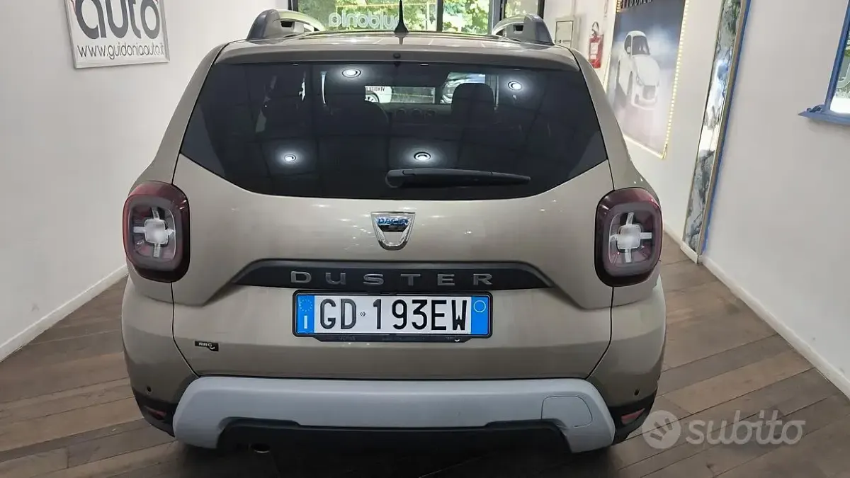 Usata Dacia Duster Anniversary 101 CV (74 kW) 2020 Giallo SUV