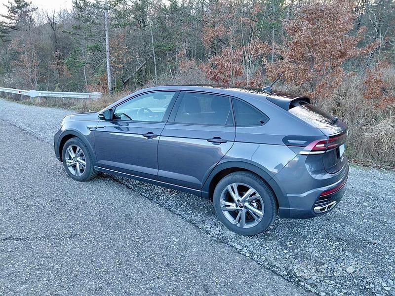 Usata VW Taigo R-line 150 CV (110 kW) 2024 Grigio SUV