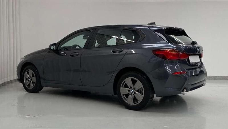 Usata BMW 118 Advantage 150 CV (110 kW) 2021 Grigio Utilitaria