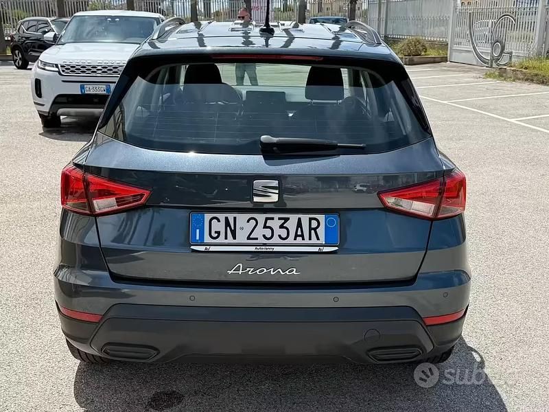 Usata Seat Arona Style 2023 Grigio SUV