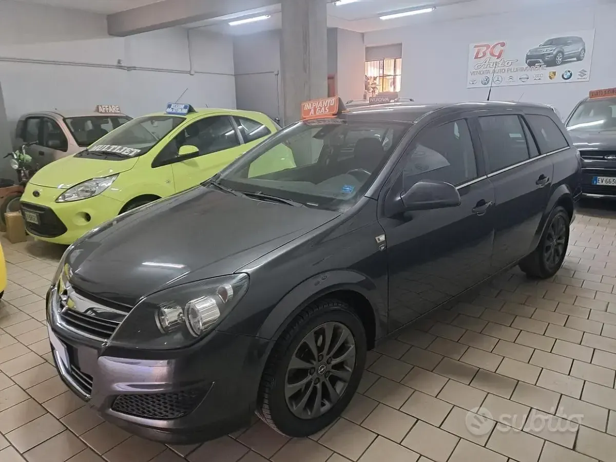 Occasion Opel Astra 116 ch (85 kW) 2010 Gris Break