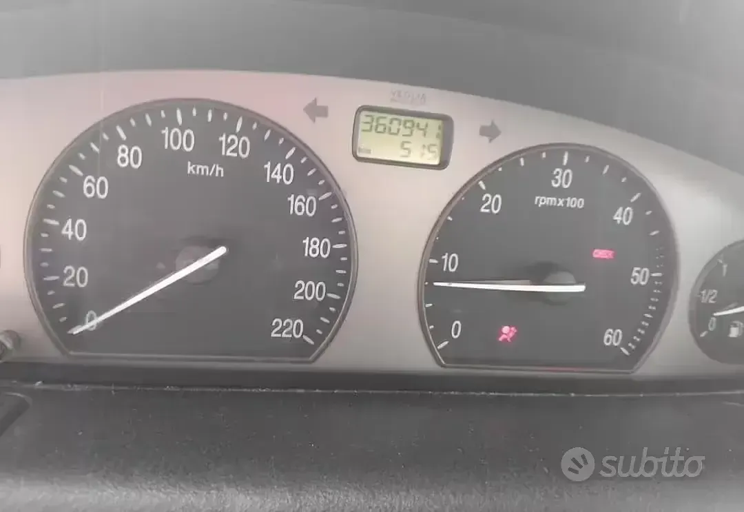 Usata Lancia Lybra 116 CV (85 kW) 2004 Grigio Berlina