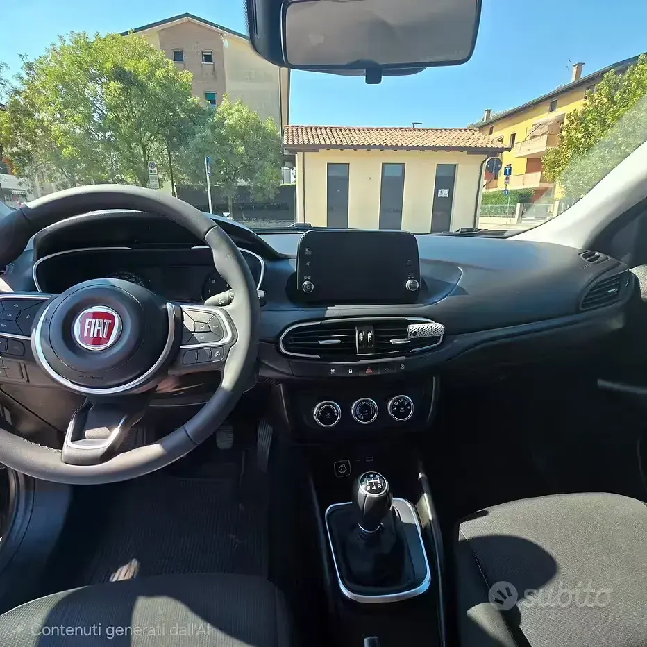 Usata Fiat Tipo 100 CV (73 kW) 2021 Grigio Berlina
