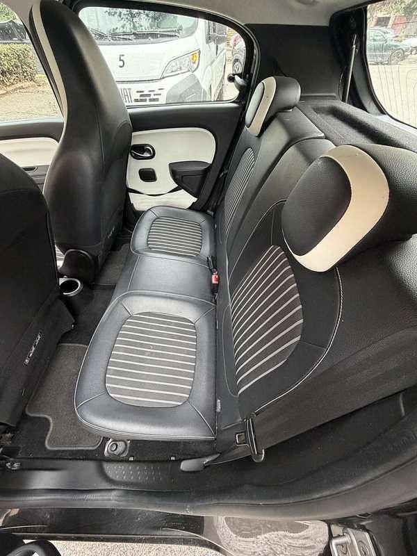 Usata Renault Twingo Intens 65 CV (47 kW) 2020 Utilitaria