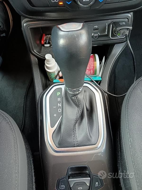 Usata Jeep Renegade 120 CV (88 kW) 2019 Grigio SUV