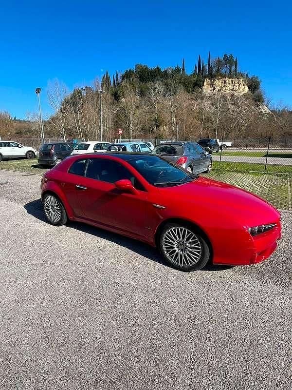 Usata Alfa Romeo Brera 200 CV (147 kW) 2010 Rosso Coupé