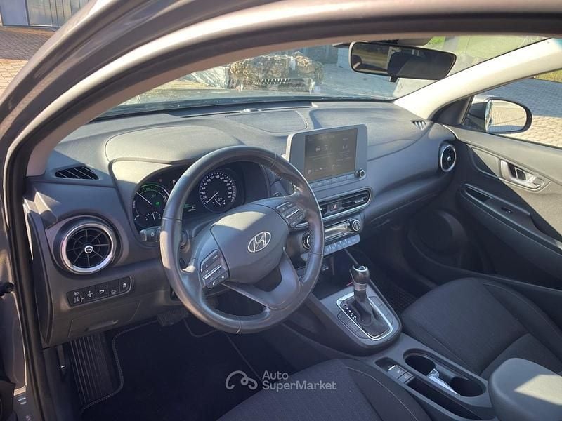 Usata Hyundai Kona 141 CV (103 kW) 2022 Argento SUV
