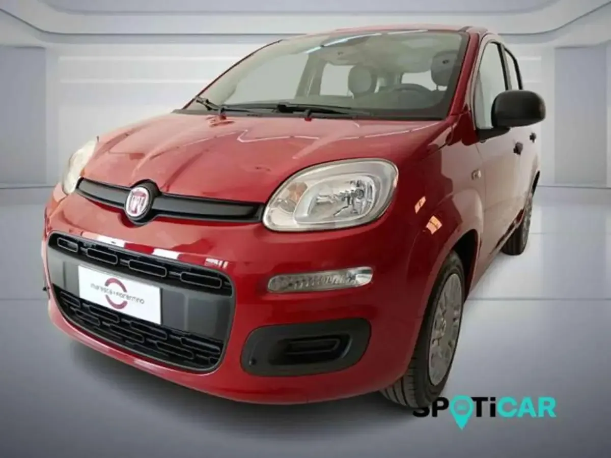 Nuova Fiat Panda S 70 CV (51 kW) 2025 Rosso Utilitaria
