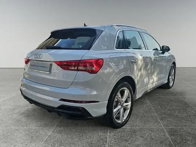 Usata Audi Q3 S-Line 150 CV (110 kW) 2019 Bianco SUV