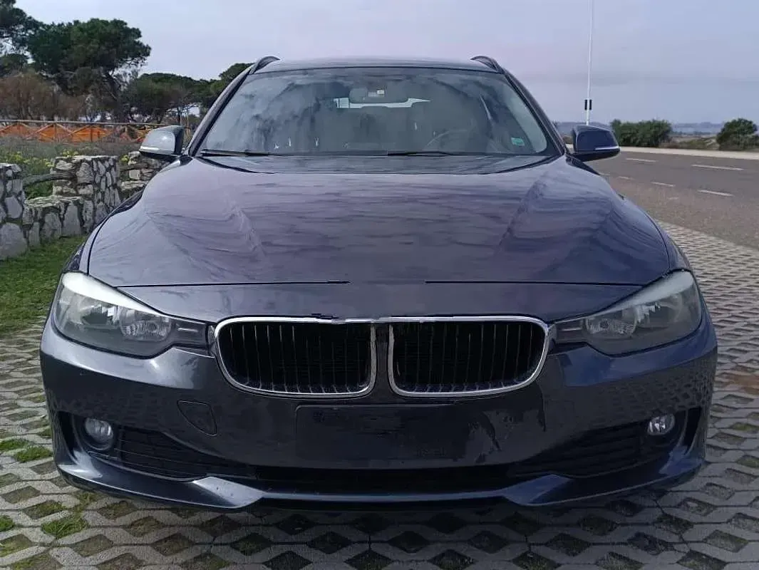 Usata BMW 318 143 CV (105 kW) 2014 Grigio Station wagon