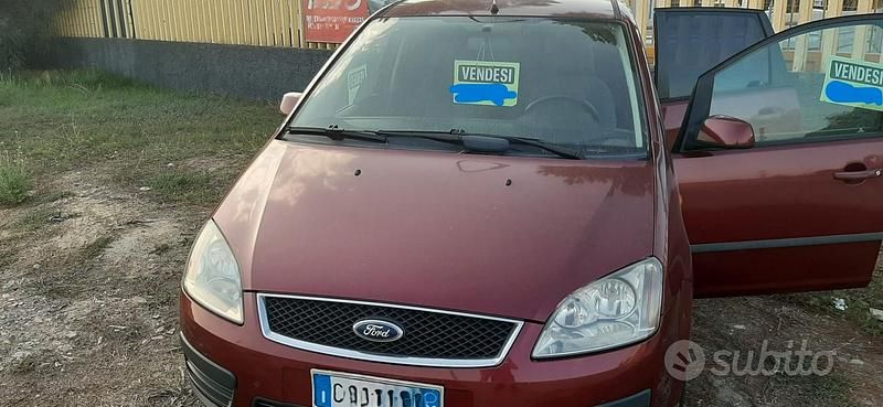 Usata 2005 Ford C-MAX Monovolume | 500 € (Super prezzo) - Immagine 1/2