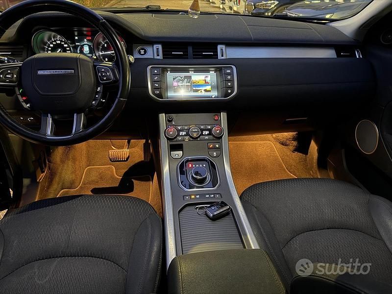 Usata Land Rover Range Rover evoque HSE 150 CV (110 kW) 2019 Nero Station wagon