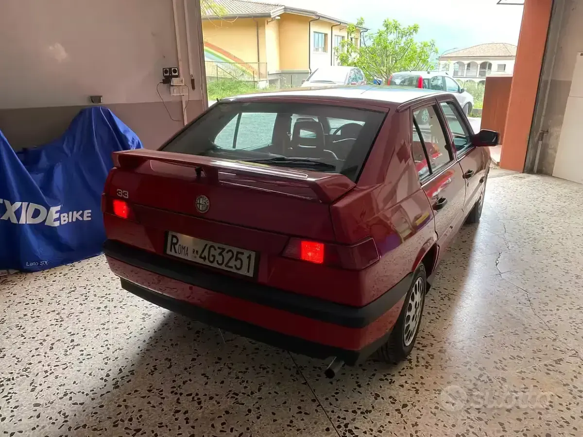 Usata Alfa Romeo 33 88 CV (64 kW) 1993 Rosso Berlina