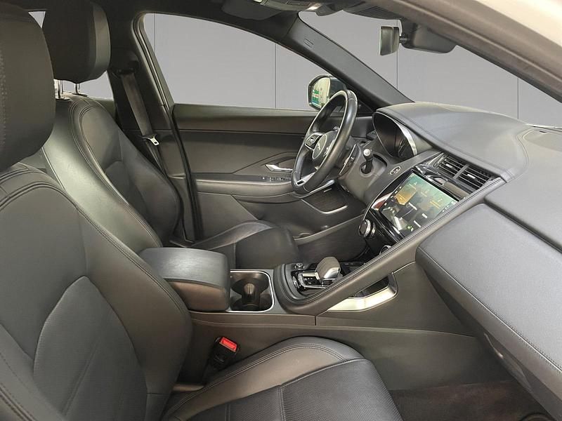 Usata Jaguar E-Pace SE 163 CV (119 kW) 2022 Fuji white SUV