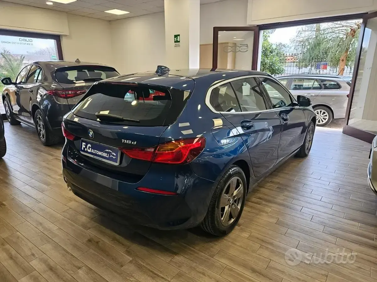Usata BMW 116 Advantage 116 CV (85 kW) 2021 Bluazzurro Utilitaria