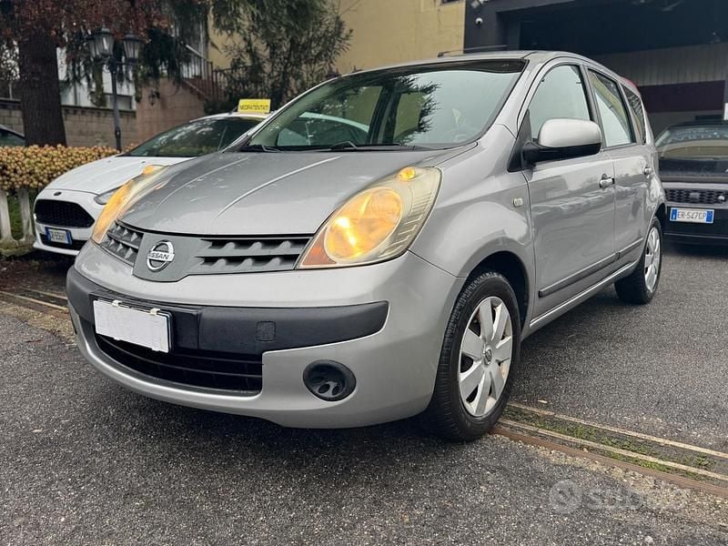 Usata Nissan Note Acenta 88 CV (64 kW) 2007 Grigio Utilitaria