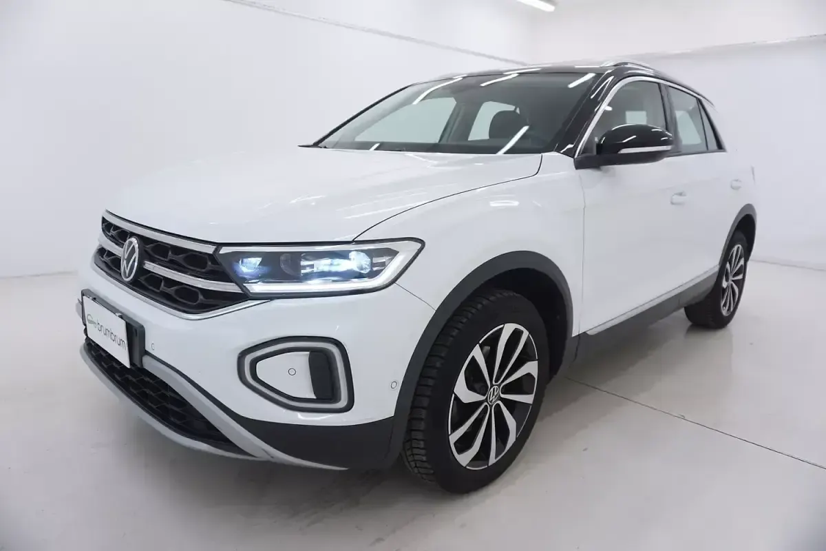 Usata VW T-Roc Style 110 CV (80 kW) 2023 Biancobianco SUV