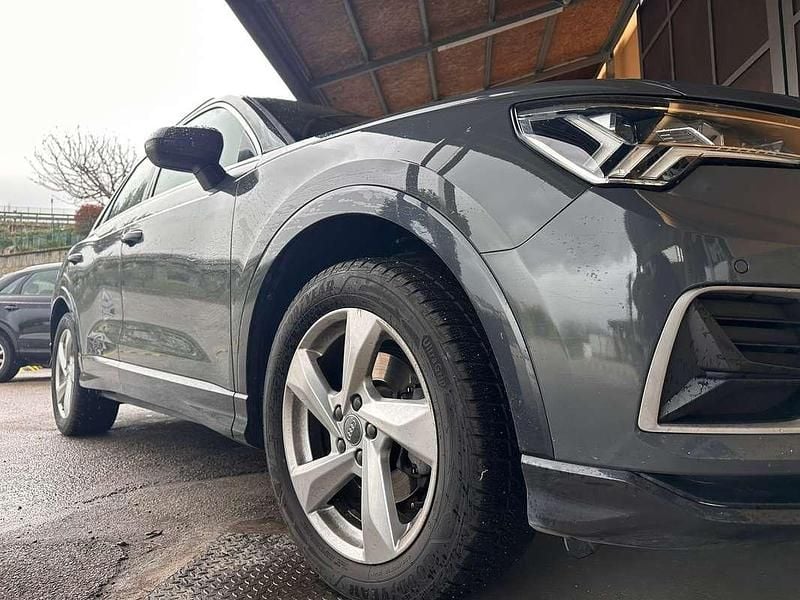 Usata Audi Q3 Ambiente 150 CV (110 kW) 2019 Grigio SUV
