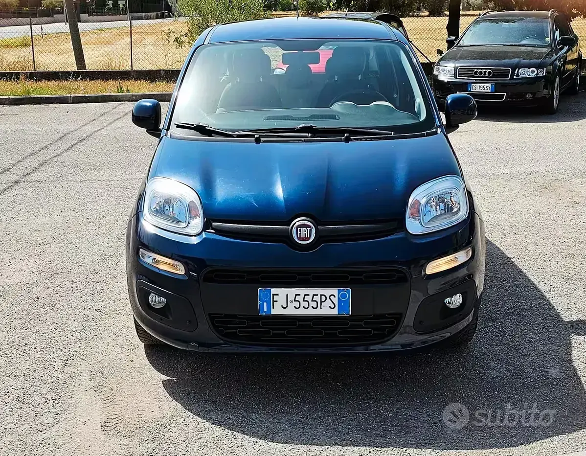 Usata Fiat Panda Easy 85 CV (62 kW) 2017 Blu Utilitaria