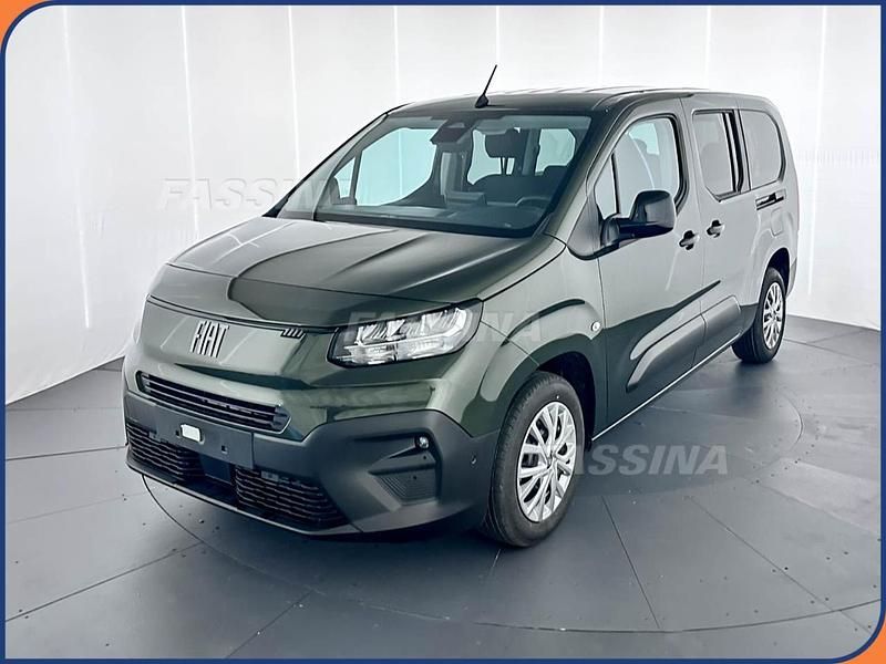 Nuova Fiat Doblò 131 CV (96 kW) 2025 Verde Monovolume