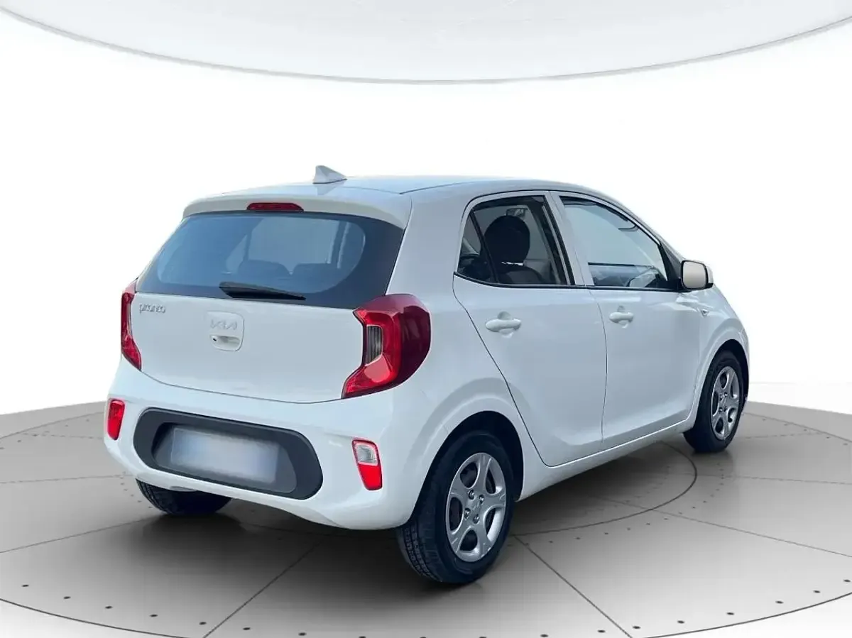 Usata Kia Picanto Urban 67 CV (49 kW) 2022 Bianco Utilitaria