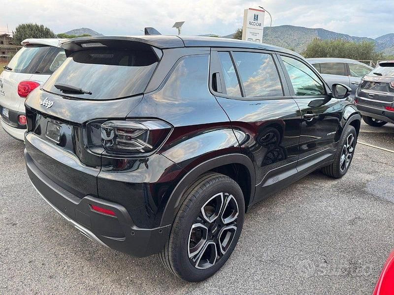 Usata Jeep Avenger Summit 101 CV (74 kW) 2024 Nero SUV