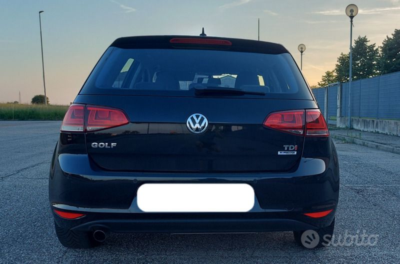 Usata VW Golf VII Highline 110 CV (80 kW) 2015 Nero Berlina