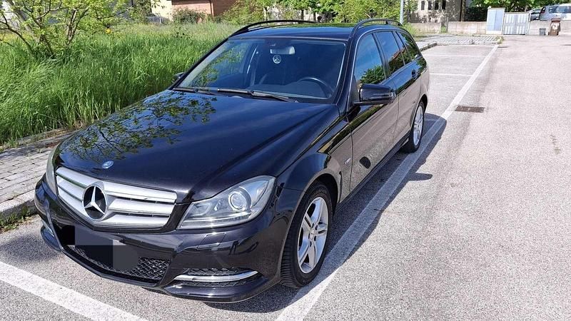 Usata Mercedes C200 Executive 136 CV (100 kW) 2011 Station wagon