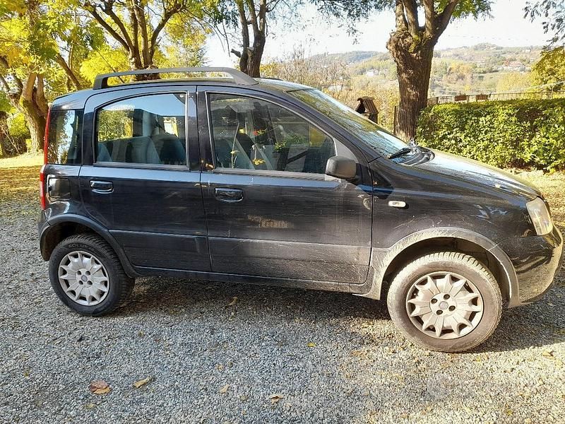 Usata Fiat Panda 4x4 2009 Nero Utilitaria