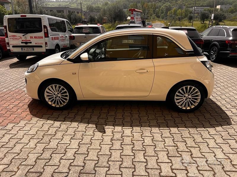 Usata Opel Adam Jam 70 CV (51 kW) 2017 Utilitaria