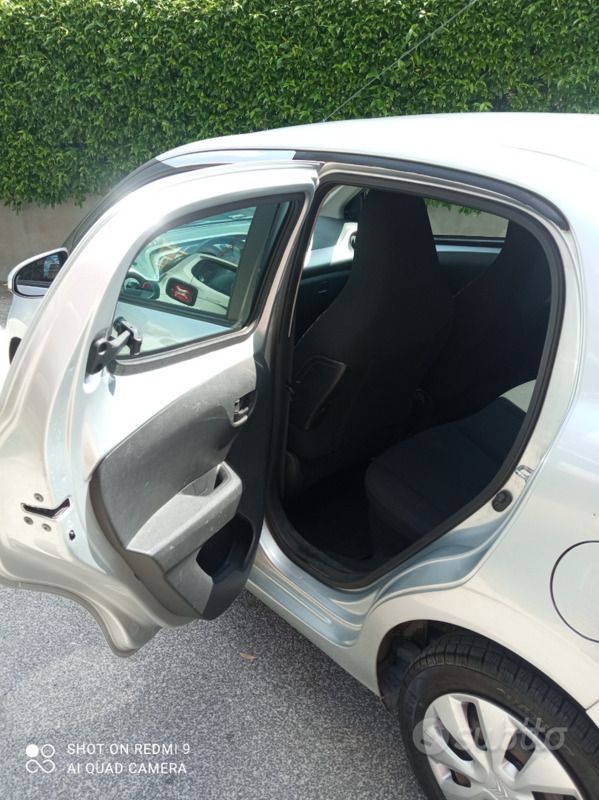 Grigio Usata 2014 Citroën C1 Due volumi | 4700 € (Buon prezzo) - Immagine 1/4