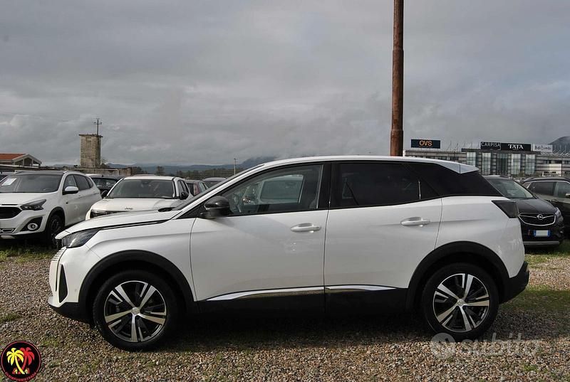 Usata Peugeot 3008 Allure 130 CV (95 kW) 2022 Bianco Station wagon