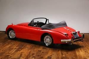 Usata Jaguar XK 190 CV (139 kW) 1958 Rosso Cabrio