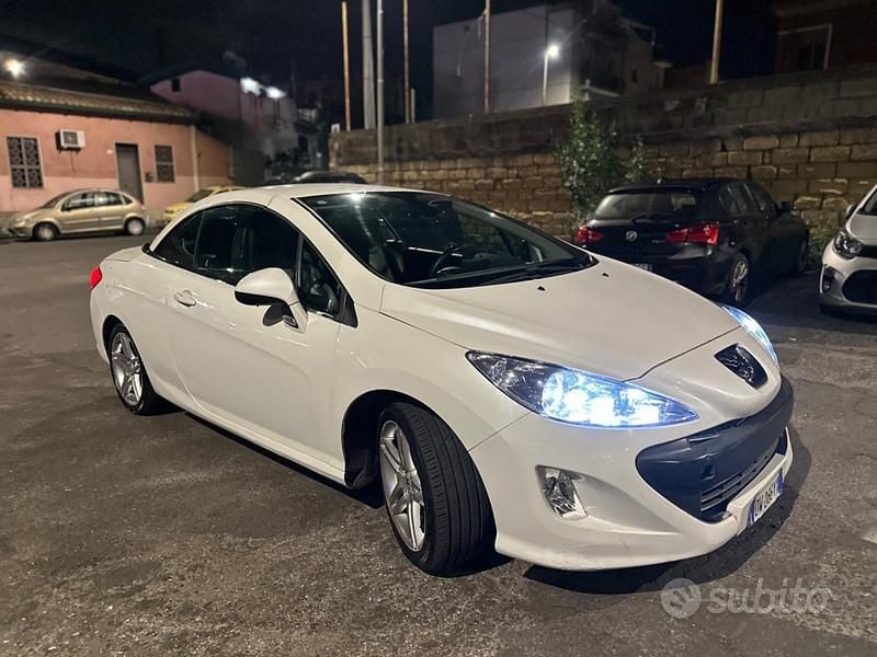 Usata Peugeot 308 CC 140 CV (102 kW) 2009 Bianco Cabrio