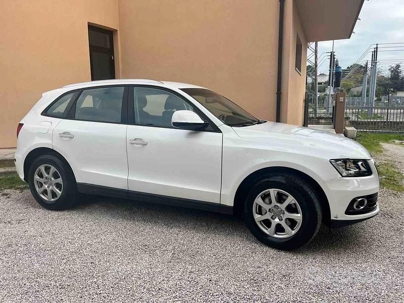 Usata Audi Q5 150 CV (110 kW) 2016 Bianco SUV