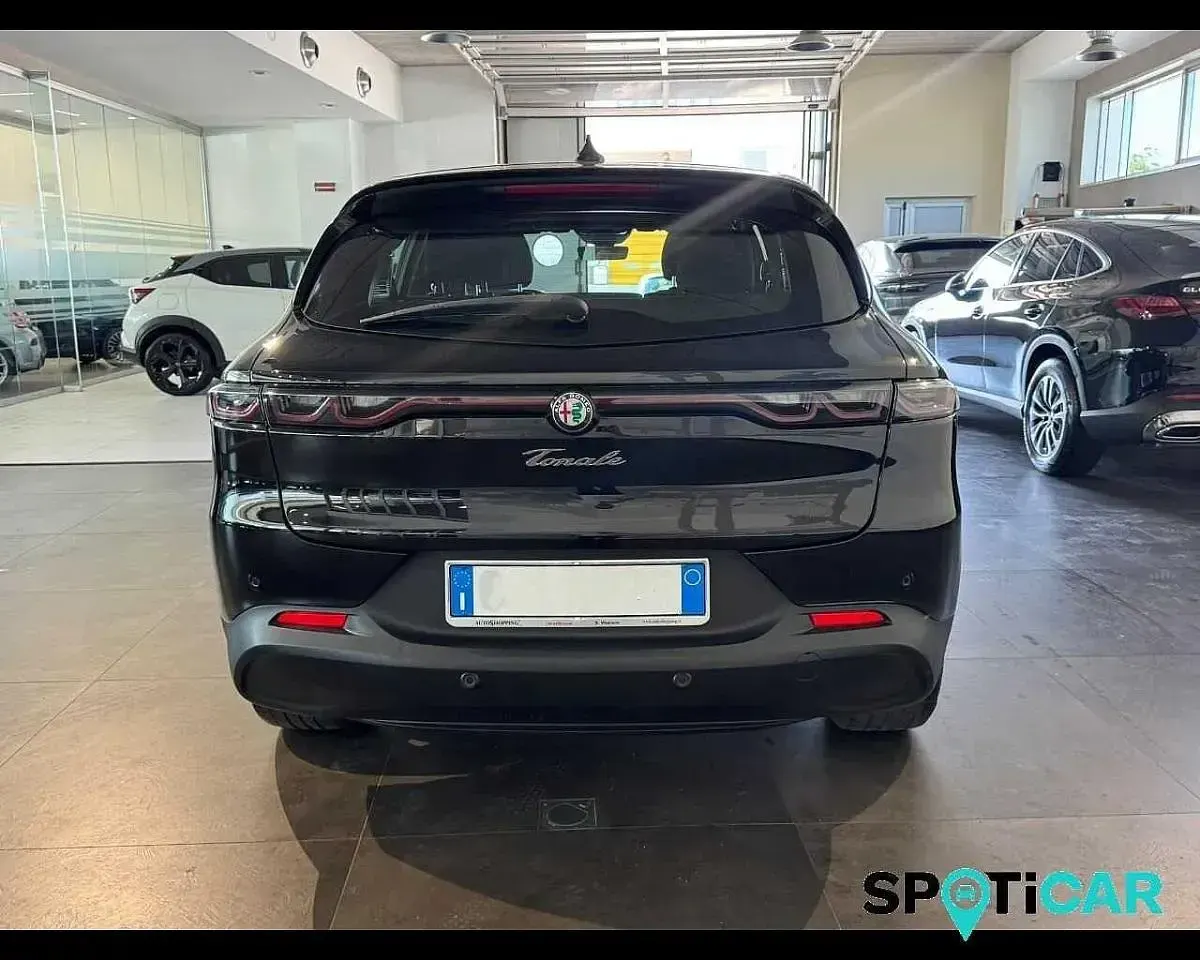 Usata Alfa Romeo Tonale Super 131 CV (96 kW) 2023 Nero SUV