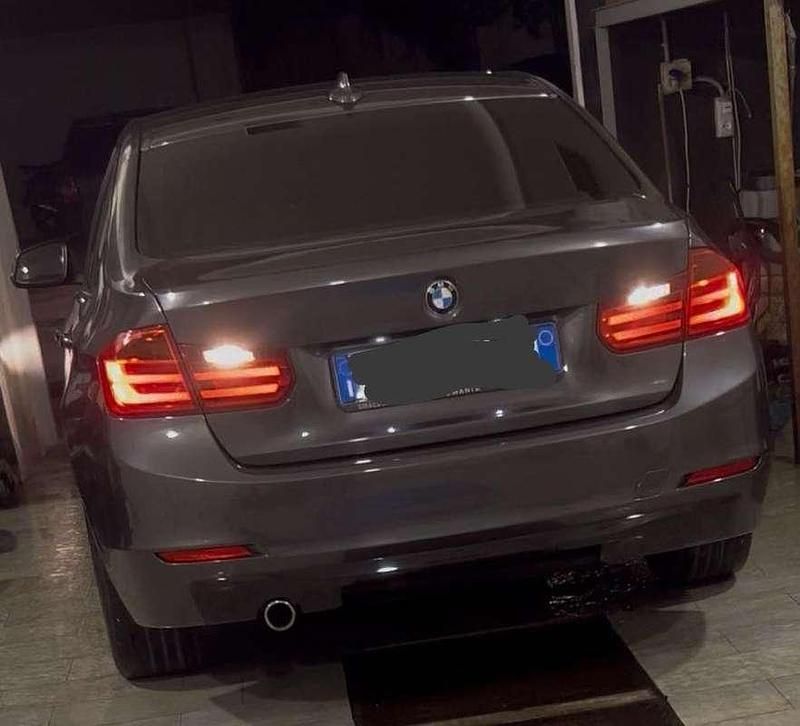 Usata BMW 120 163 CV (119 kW) 2013 Utilitaria