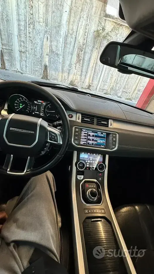 Usata Land Rover Range Rover evoque 190 CV (139 kW) 2012 Bianco SUV