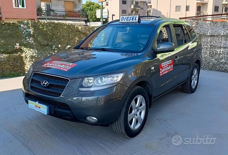 Usata Hyundai Santa Fe Dynamiq 155 CV (114 kW) 2007 Grigio SUV