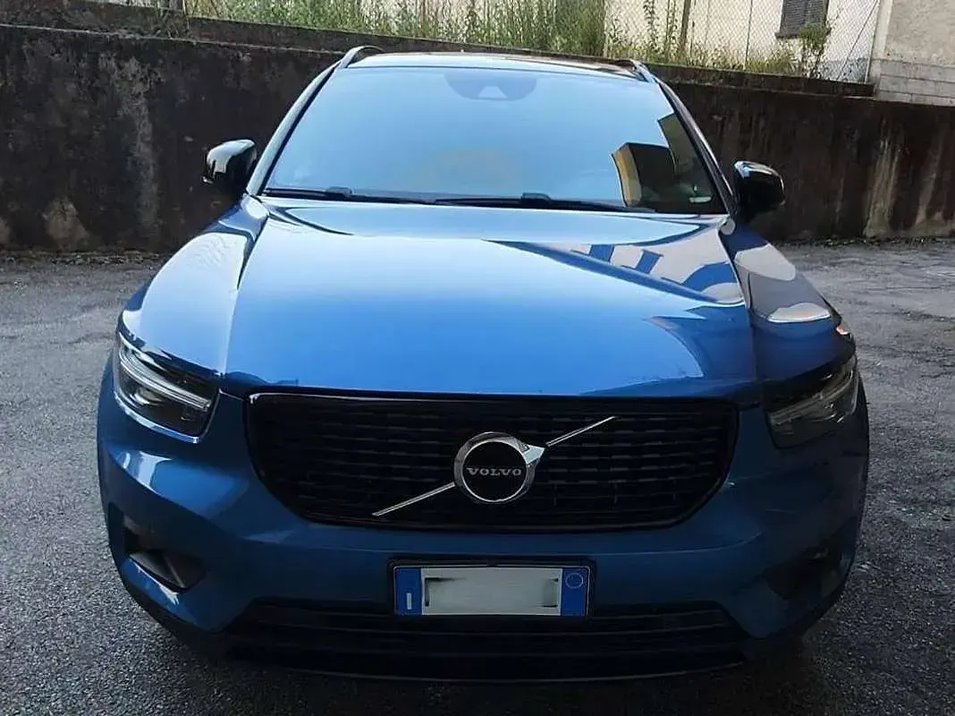 Usata Volvo XC40 R-Design 163 CV (119 kW) 2019 Blu/azzurro SUV