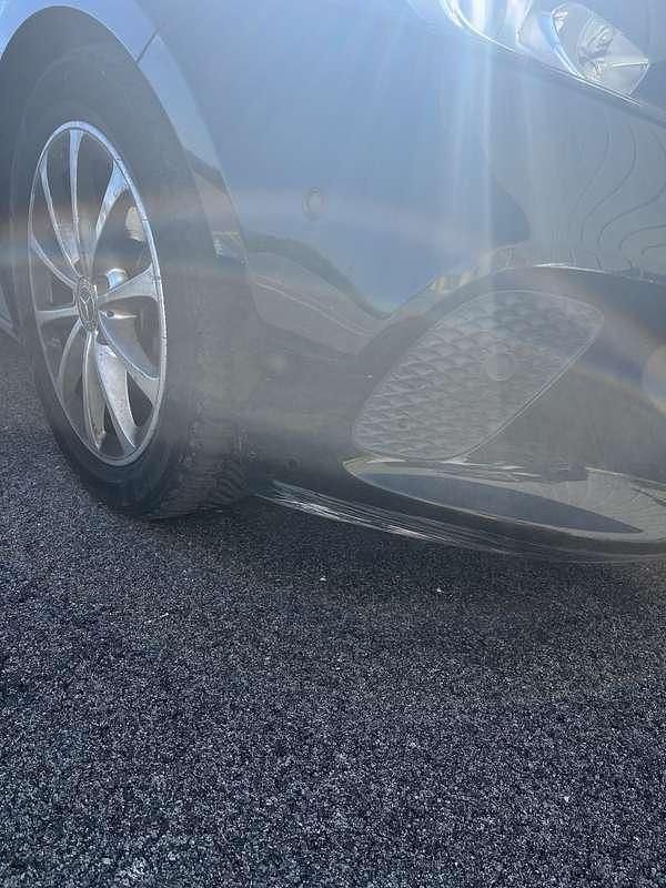 Usata Mercedes A180 Premium 116 CV (85 kW) 2019 Nero Berlina