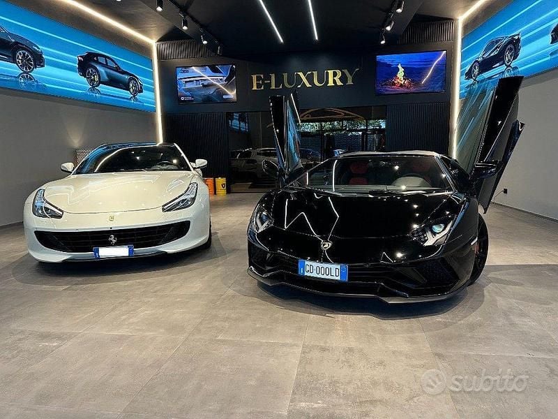 Usata Lamborghini Aventador 770 CV (566 kW) 2021 Nero metallizzato Cabrio