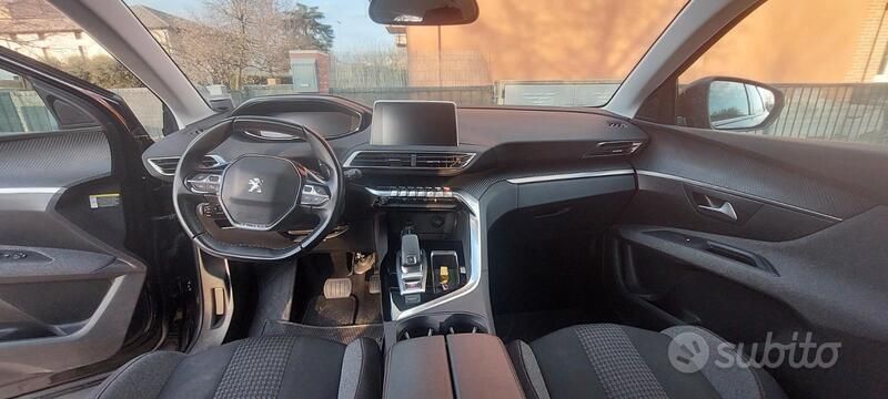 Usata Peugeot 3008 2019 Nero SUV