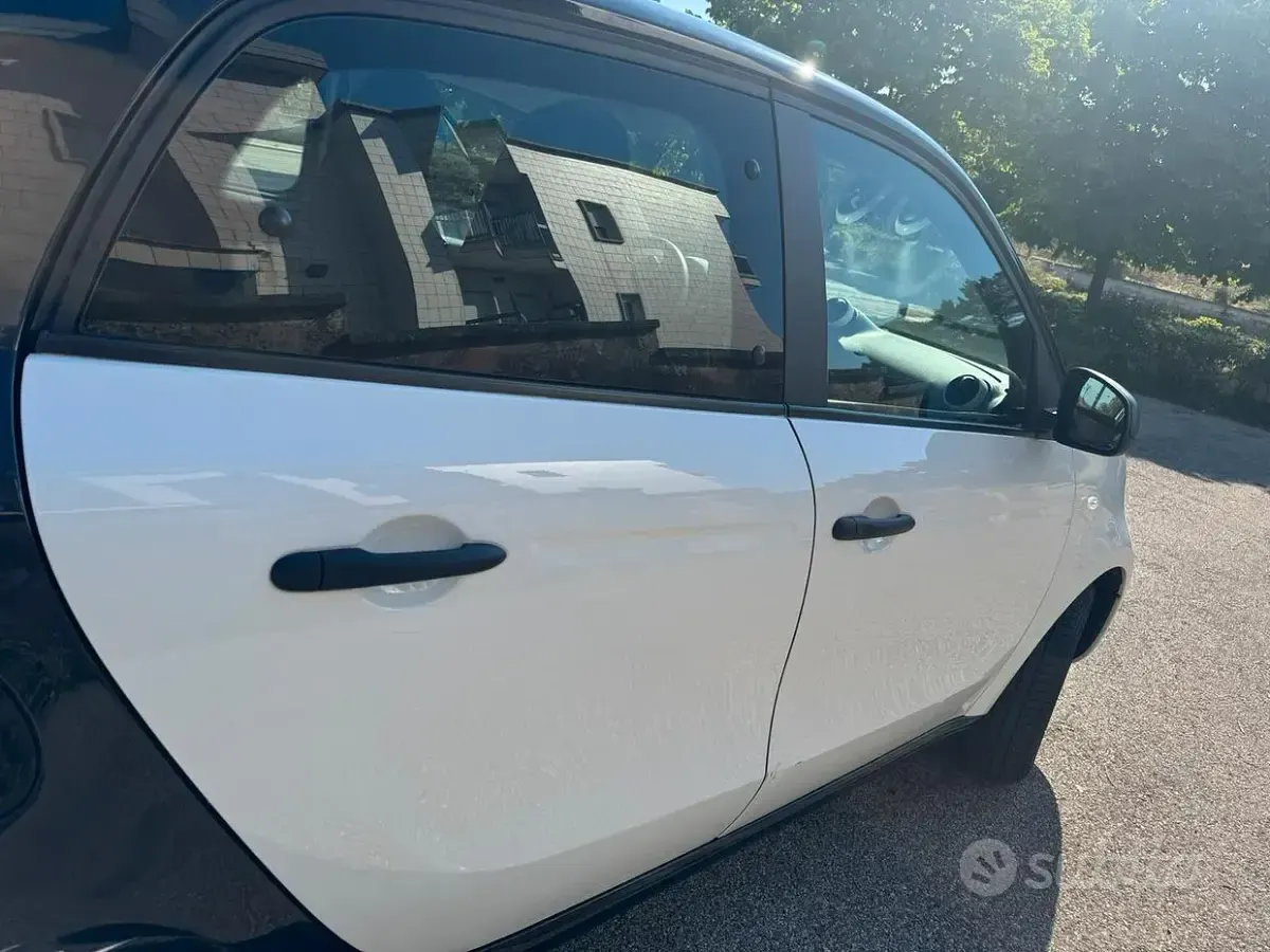 Usata Smart ForFour 71 CV (52 kW) 2017 Utilitaria