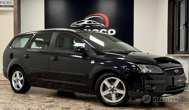 Usata Ford Focus S 90 CV (66 kW) 2006 Nero Station wagon