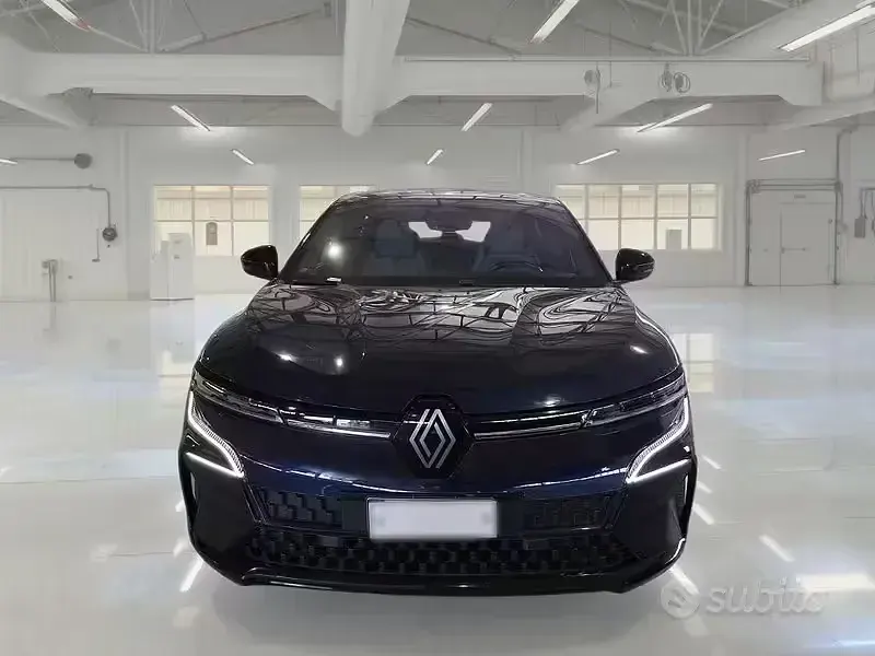 Usata Renault Mégane IV Techno 54 kW (74 CV) 2023 Bluazzurro Berlina